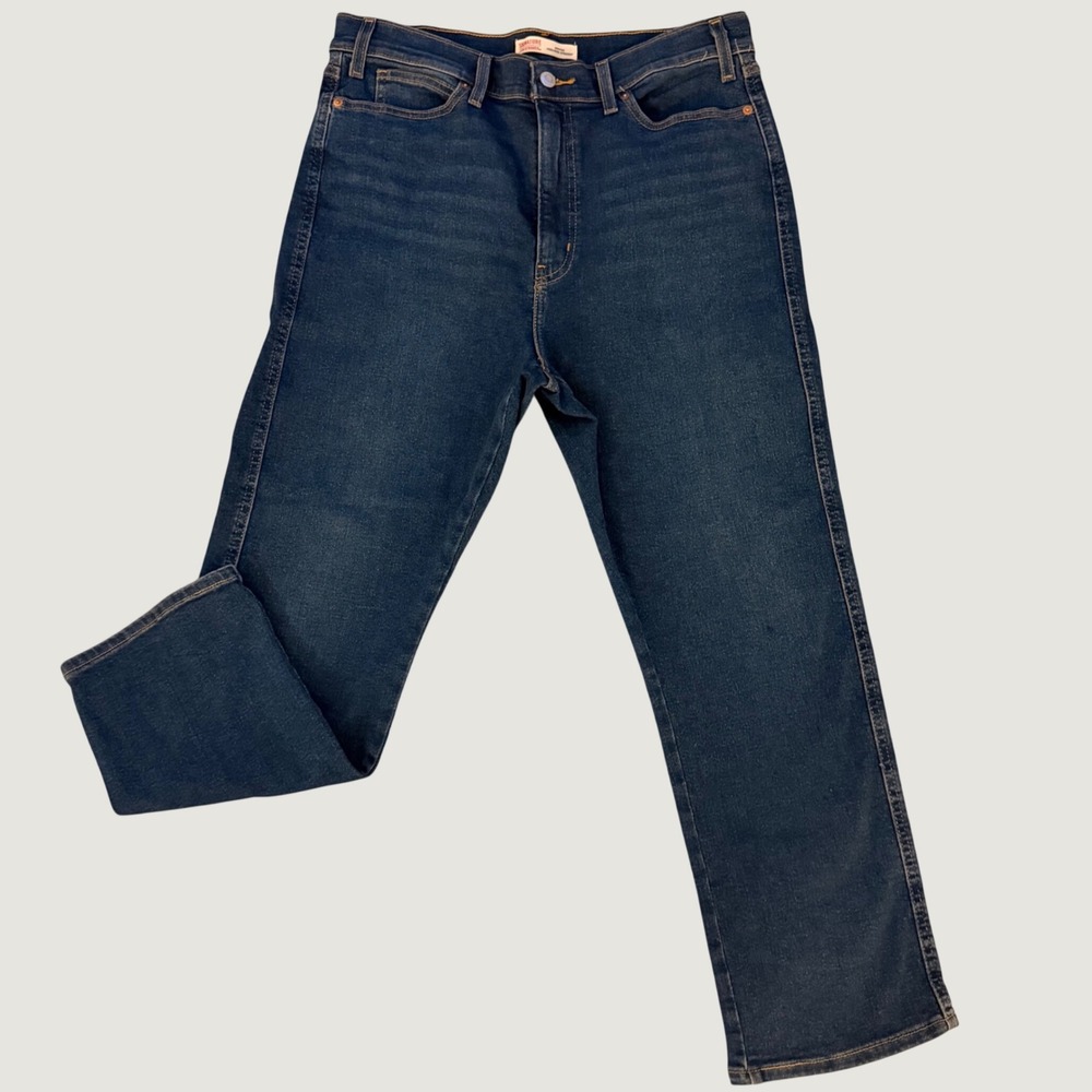 Signature by Levi Strauss Womens Heritage High Rise Straight Jeans Dark Wash W33